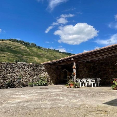 Appartamento Lavieja Panaderia 2 Casa Rural Con Encanto Vega de Pas Esterno foto