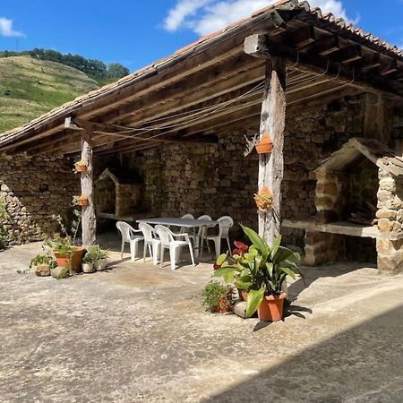 Appartamento Lavieja Panaderia 2 Casa Rural Con Encanto Vega de Pas Esterno foto