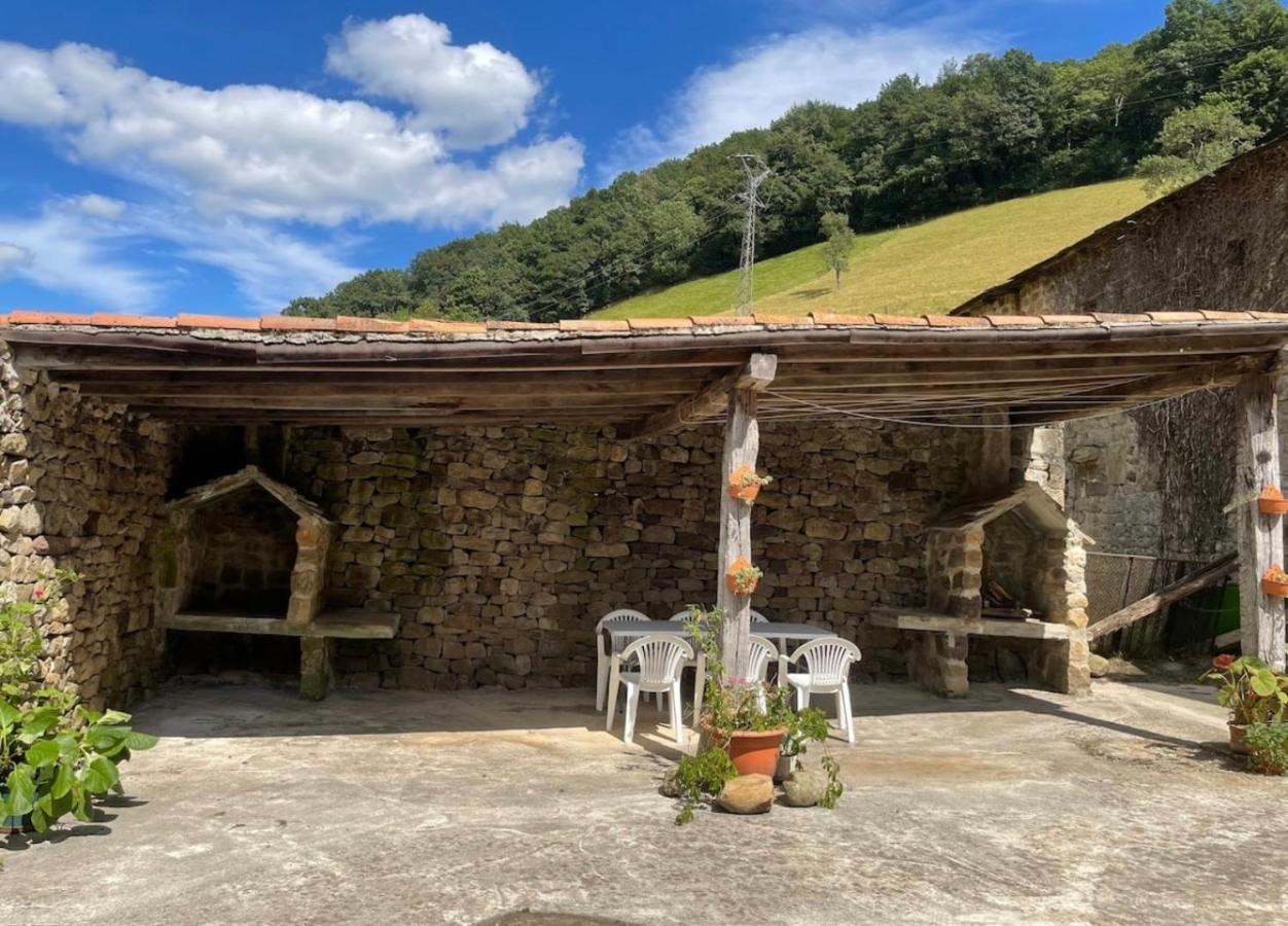 Appartamento Lavieja Panaderia 2 Casa Rural Con Encanto Vega de Pas Esterno foto