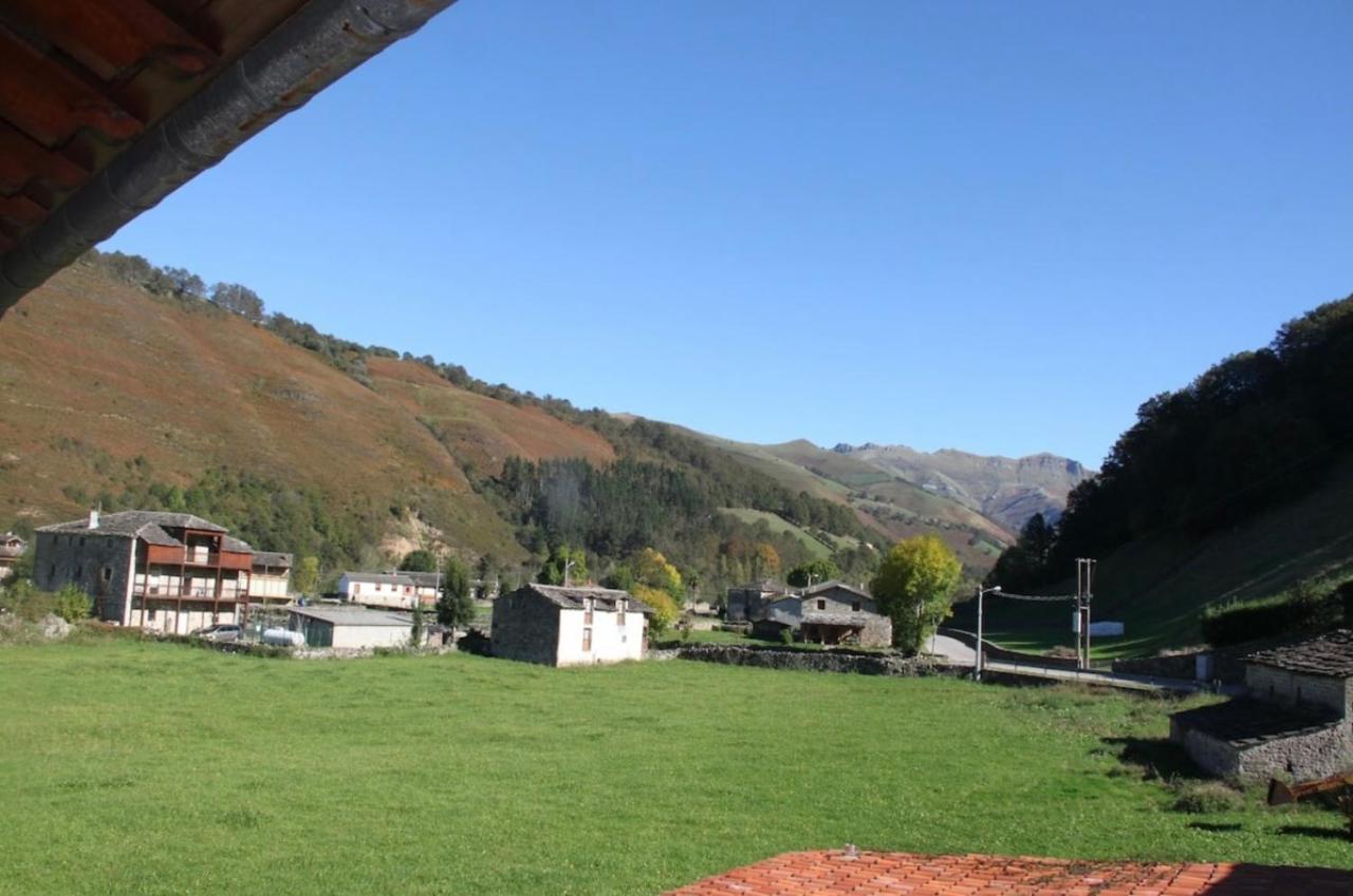 Appartamento Lavieja Panaderia 2 Casa Rural Con Encanto Vega de Pas Esterno foto